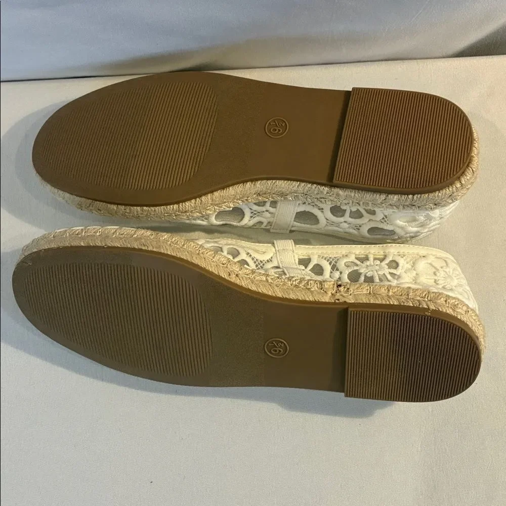 Universal Thread White Celia floral lace Mary Jane espadrille flats size 9.5